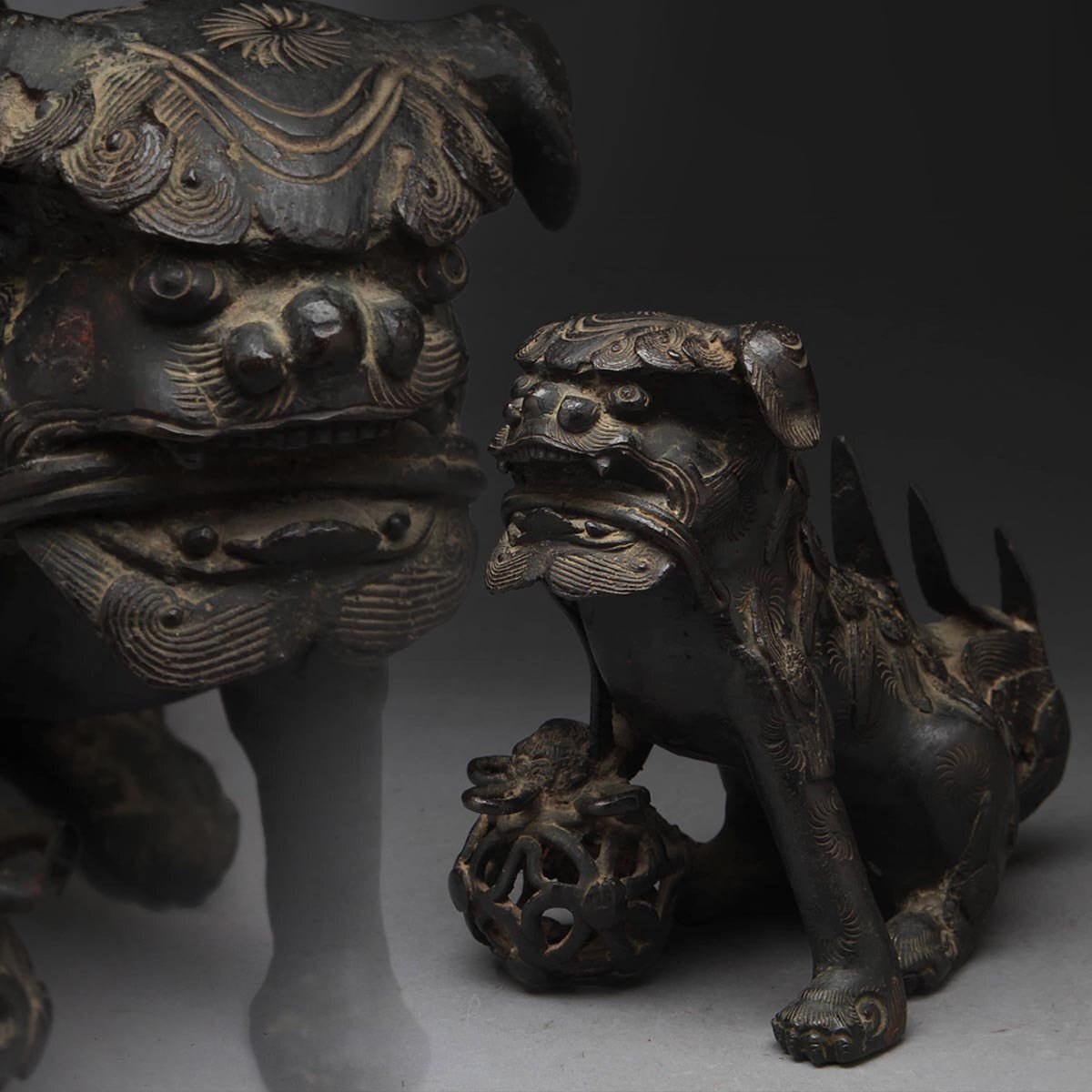 Yahoo!オークション -「玉獅子」(銅製) (金属工芸)の落札相場・落札価格