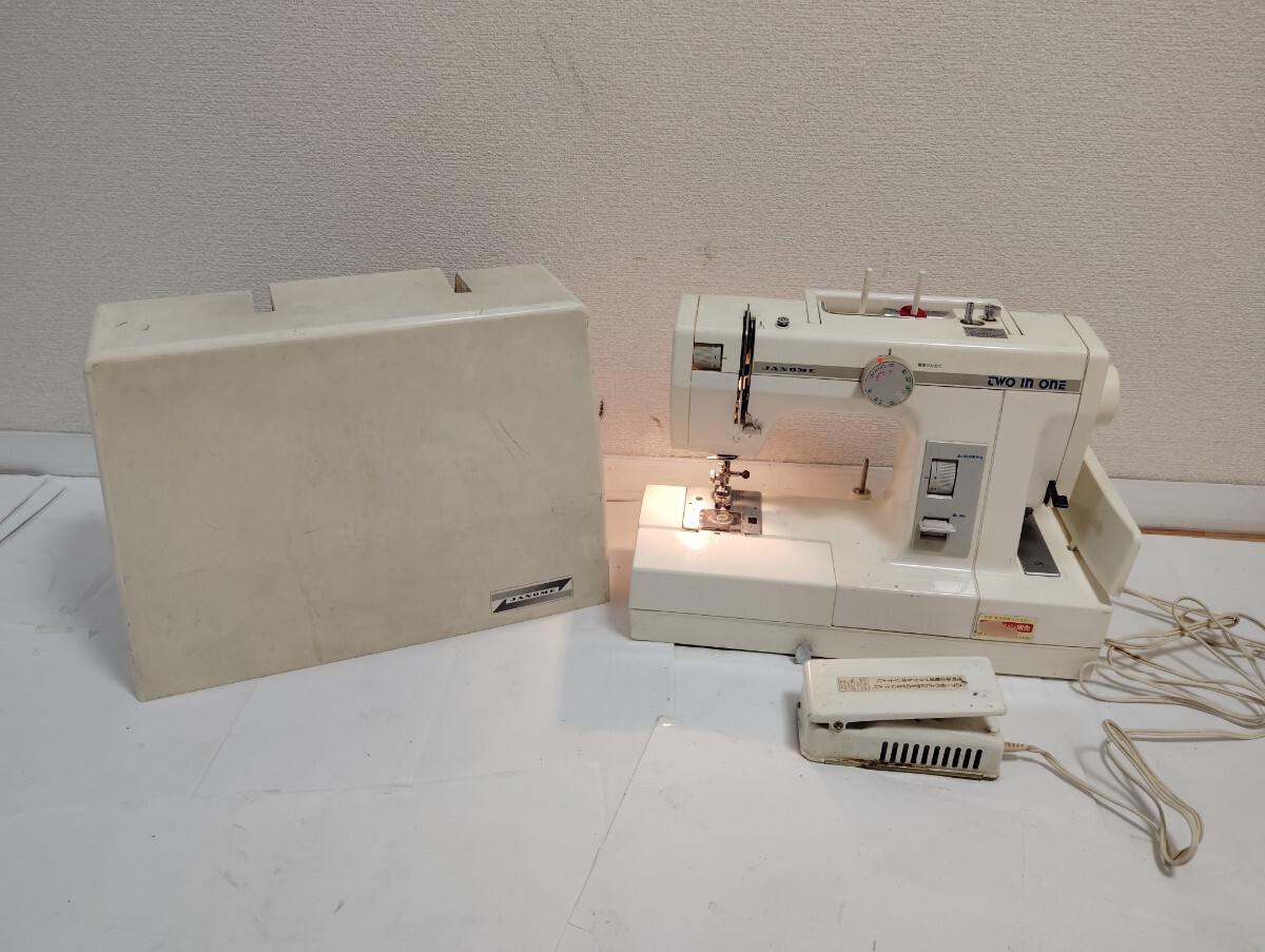 JANOME TWO IN ONE DX型の中古品です JANOME TWO IN ONE DX型の中古品
