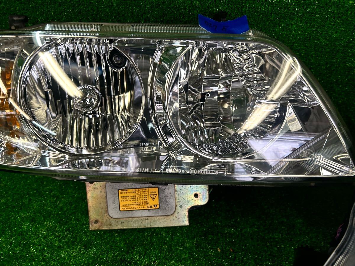 美品ローレルC35 HID ヘッドライト 左側日産