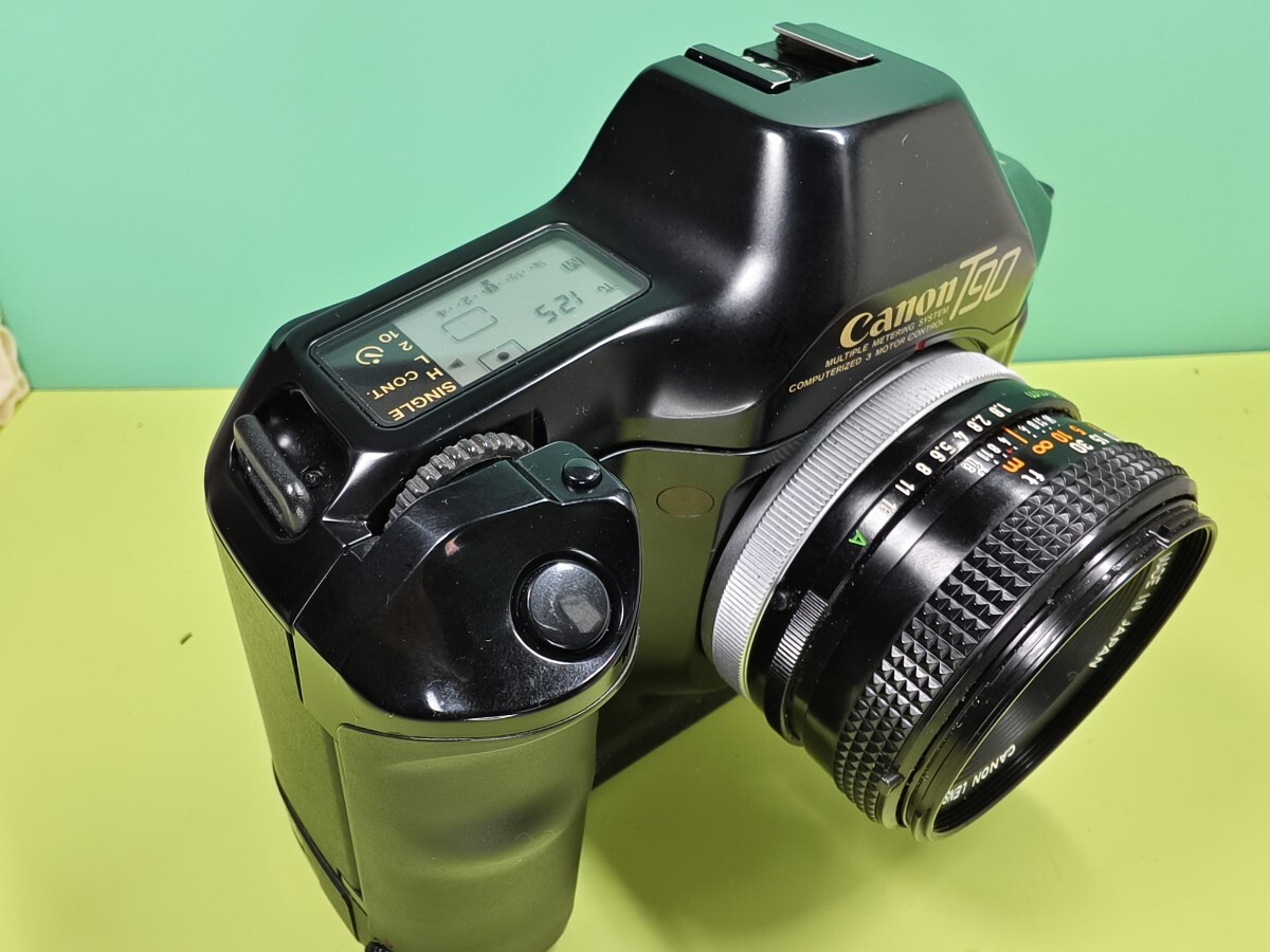 委託品】 Canon T90 フィルムカメラ FD 50mm 1.8 レンズ付き キヤノン