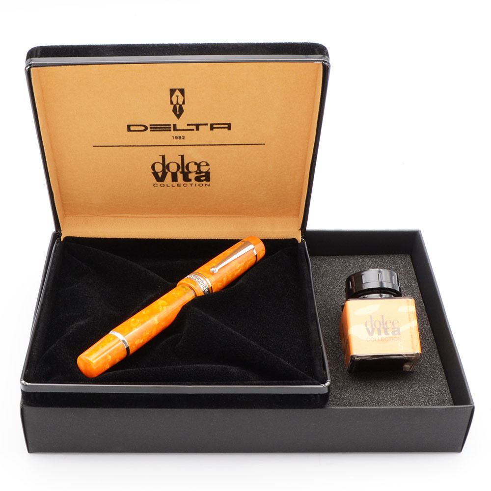 Delta Dolce Vita Stantuffo Star Collection LE Fountain Pen - 