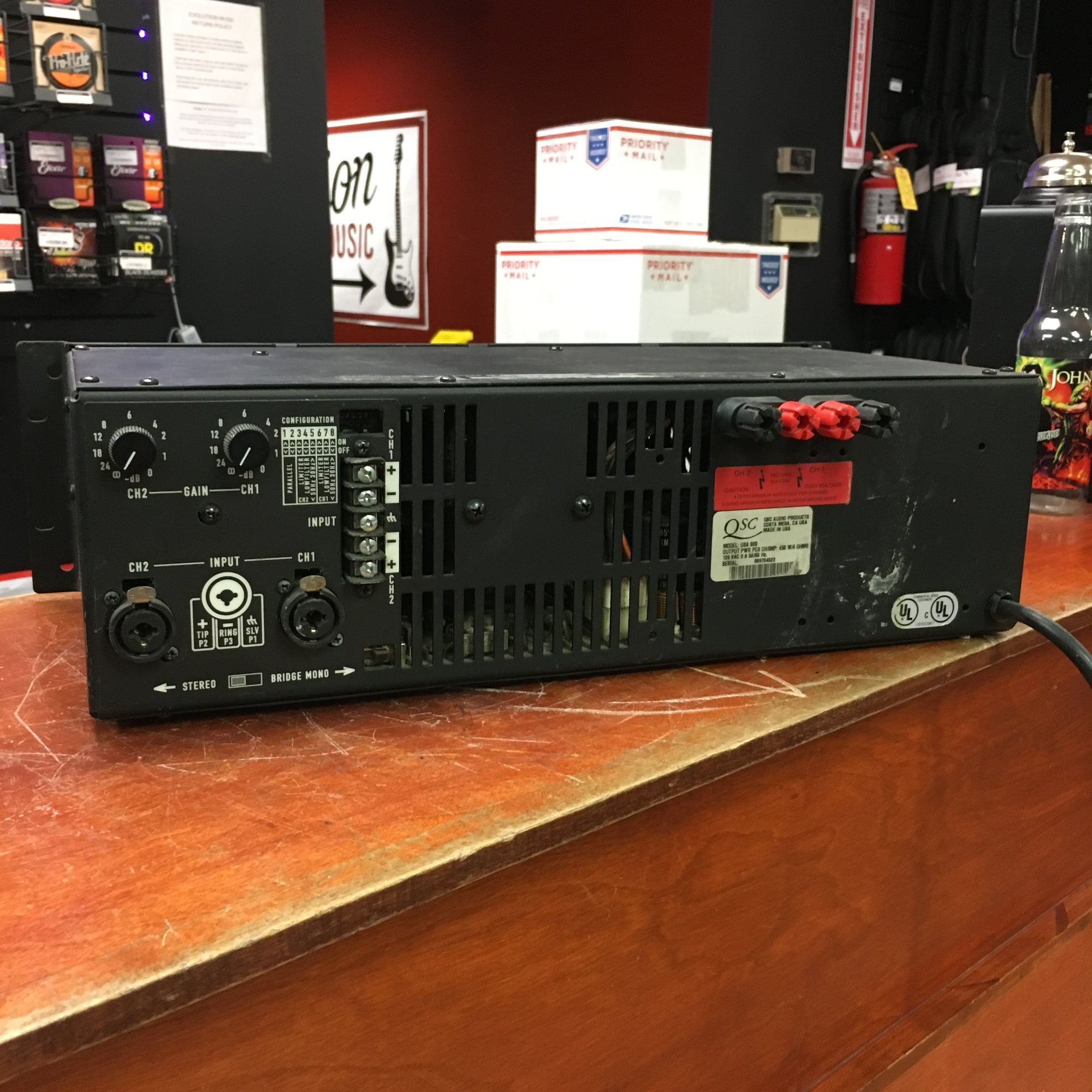 QSC USA900 Power Amplifier - Evolution Music