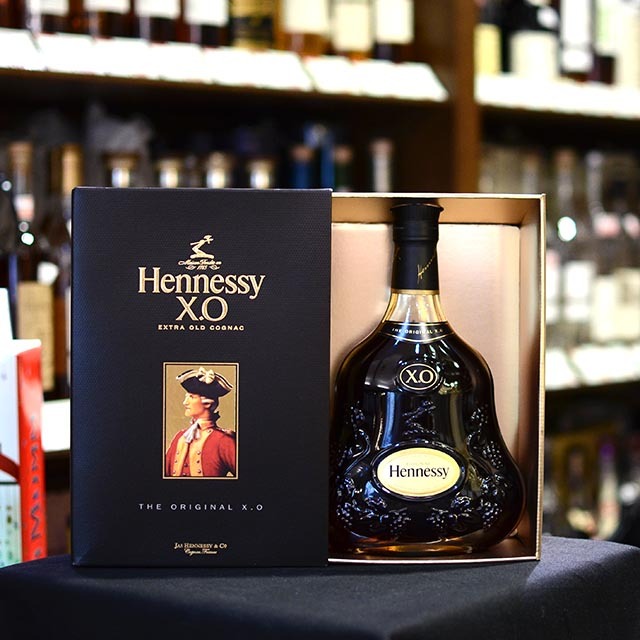 Hennessy X.O. コニャック オリジナルボックス付き 700 Hennessy X.O.