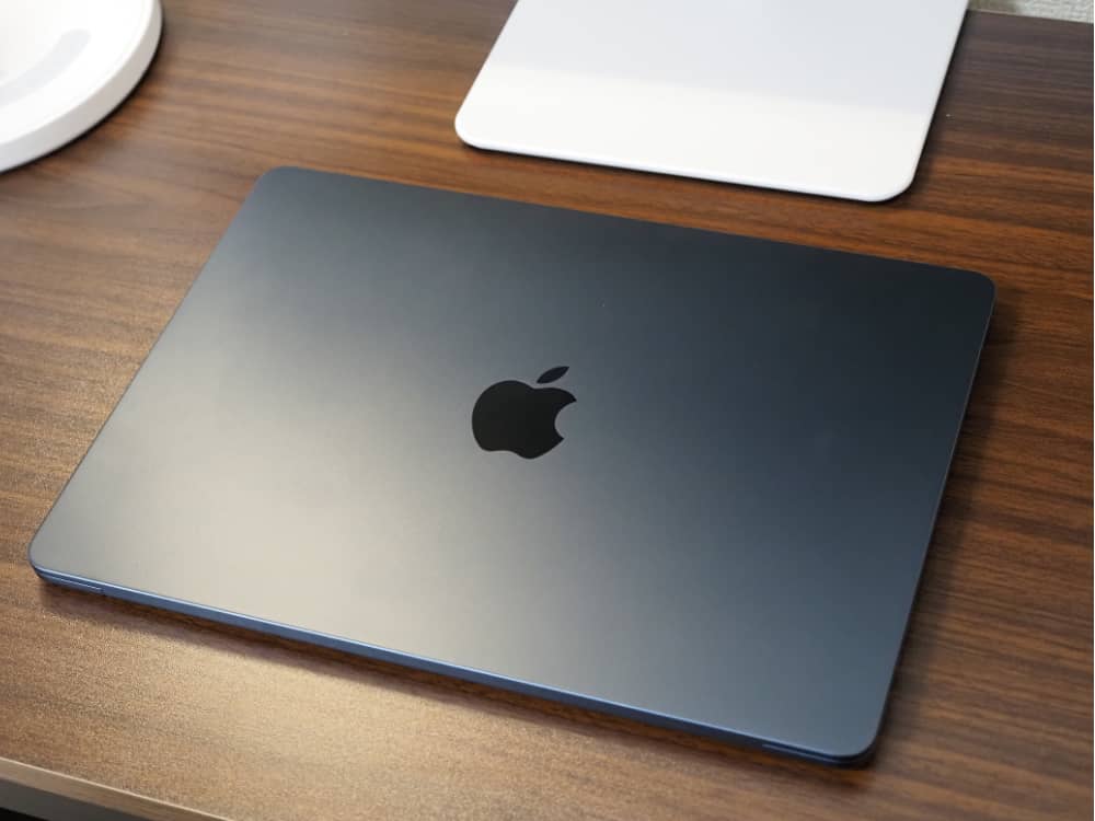 未使用に近い バッテリー100% MacBook Air M3 ミッド 未使用に近い