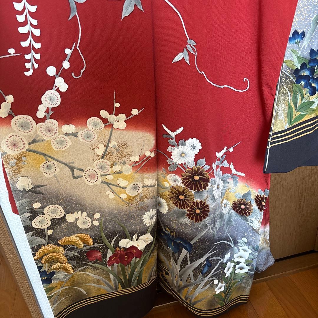 振袖 赤黒金牡丹【Lサイズ相当】古典 振袖［赤地の牡丹と藤模様］｜