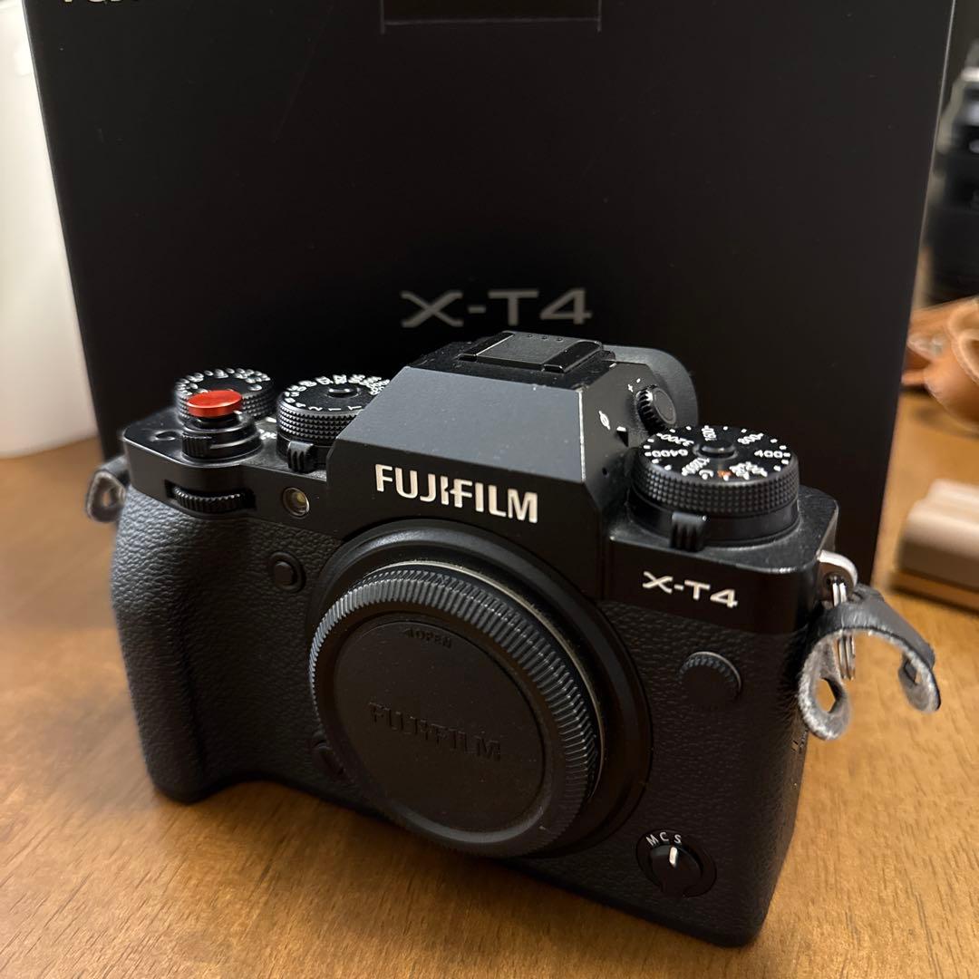 FUJIFILM X-T4 ミラーレス一眼カメラ Amazon | 富士フイルム(FUJIFILM) ミラーレス一眼カメラ X-T4レンズ