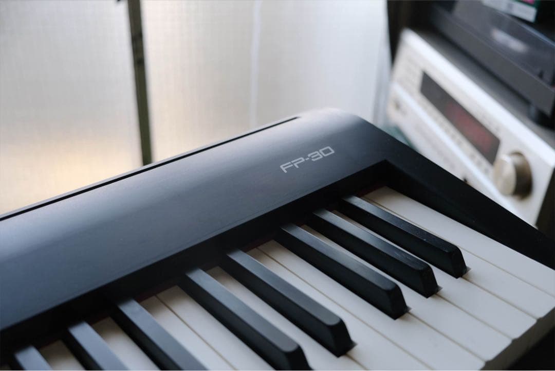 [送料込み]Roland FP-30ローランド電子ピアノ　スタンド付き ローランド 電子ピアノ FP-30 ブラック 黒 roland スタンド付き
