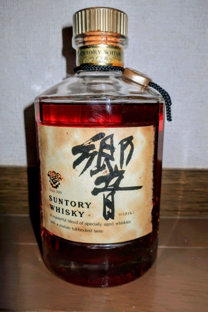 ☆未開栓☆サントリー 響 ☆旧ボトル ☆金キャップ☆裏ゴールドラベル